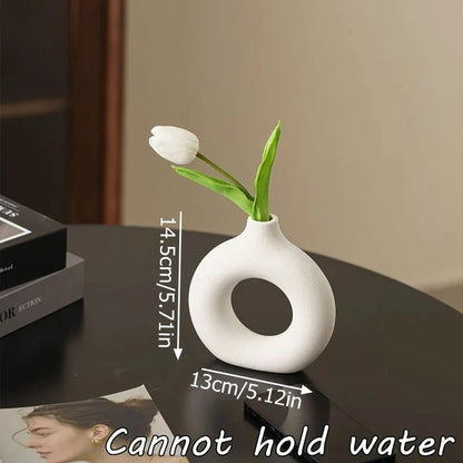 Creative Donut-Shaped Vase, Nordic-Style Plastic Vase, Minimalist Floral Arrangement, Table Setting, Home Living Room Decoration